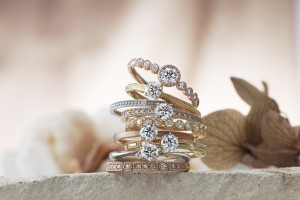 オシャレで人気の結婚指輪のご紹介!