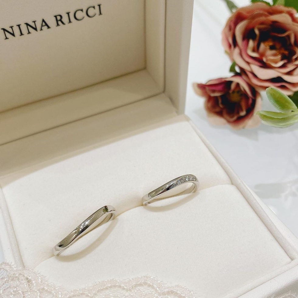 結婚指輪ケース入り　ニナリッチ 6R1B01/B02