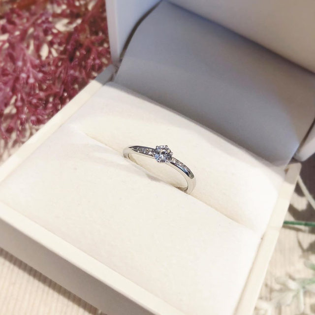 Rosette Moon Light 月あかり エンゲージリング ロゼット Rosette 結婚指輪 婚約指輪 のjkplanet 公式サイト