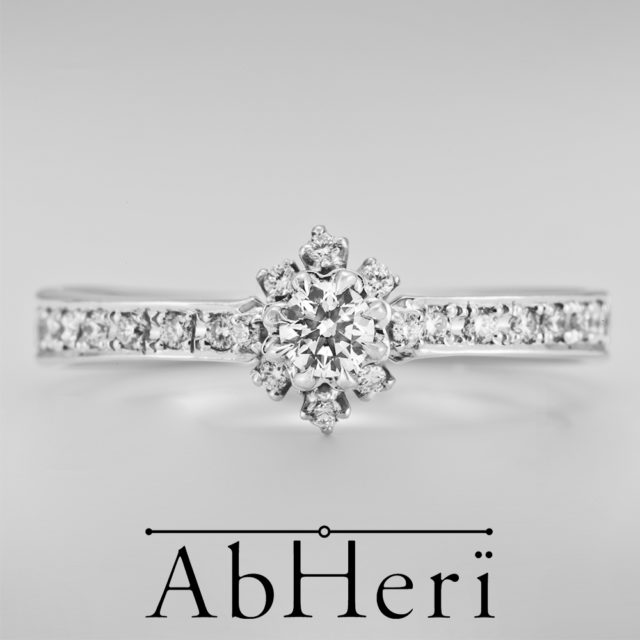 AbHeri – アベリ 婚約指輪 【garland (花綱飾り）】