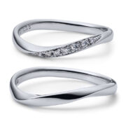 JKPlanetオススメ「ウェーブ(S字・V字)」の結婚指輪・婚約指輪をご紹介!【ブライダルリング専門セレクトショップJKプラネット】